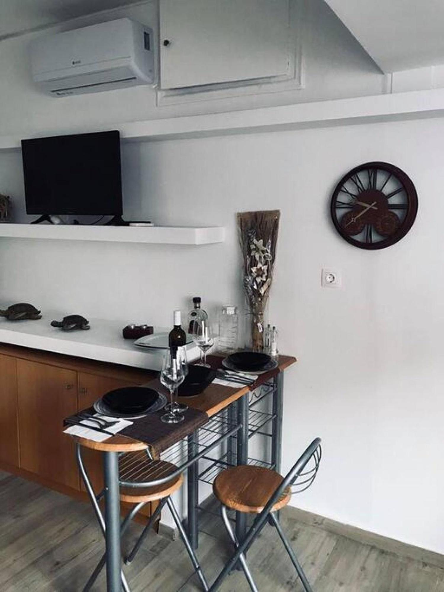 Urban Apartment In Heraklion Center Экстерьер фото
